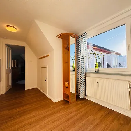 Nordkiek No 8 Fuer 4 Person Mit Meerblick Apartmán